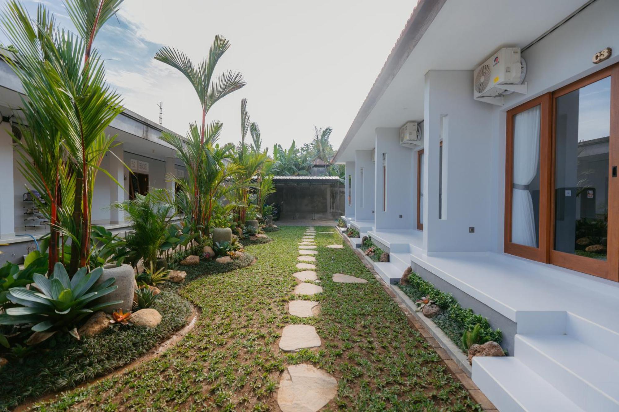 Pondok Puspa Sumekar Seminyak Buitenkant foto