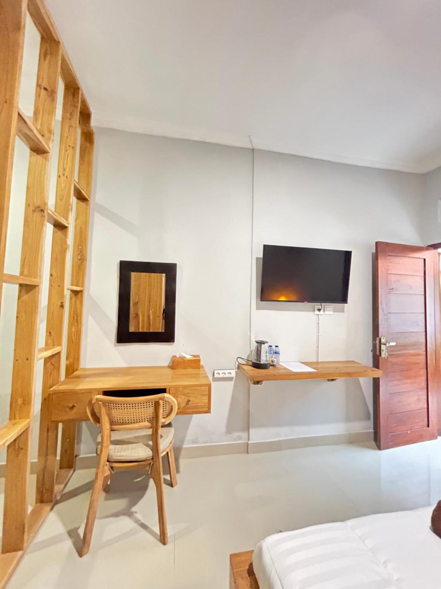 Pondok Puspa Sumekar Seminyak Buitenkant foto